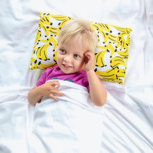 Load image into Gallery viewer, toddler with milimili kona banana toddler pillowcase, Best toddler pillowcase, Best travel pillowcase, bamboo toddler pillowcase, bamboo travel pillowcase, travel pillow